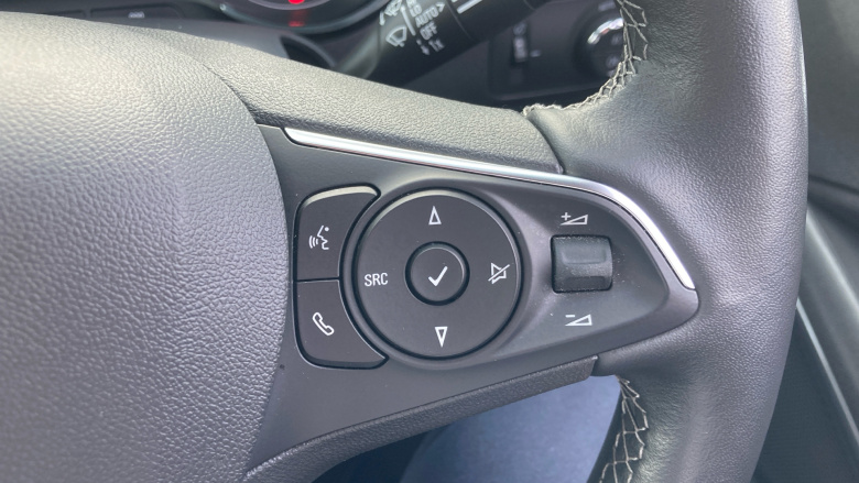 Vauxhall Crossland 1.5 Turbo D Ultimate 5dr Diesel Hatchback